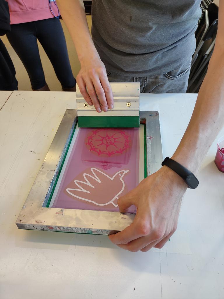 katyavakulenko_'s tweet photo. Have you ever tried printing on pancakes? We used flour, water and food coloring to make the paint, it worked perfectly.
Anyway, happy Maslenitsa everyone! ☀ https://t.co/q27Hu6LEqM