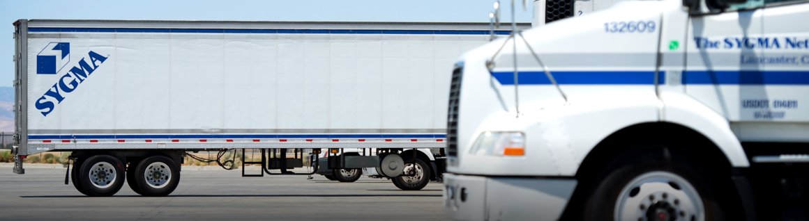 TheSYGMANetwork's tweet photo. Become a Delivery Associate with SYGMA! The Delivery Associate position is responsible for safely and efficiently transporting product from the warehouse to various customers and properly unloading the product via ramp and dolly. Apply today: https://t.co/OylT2UAo0q https://t.co/jBNht7BlFs