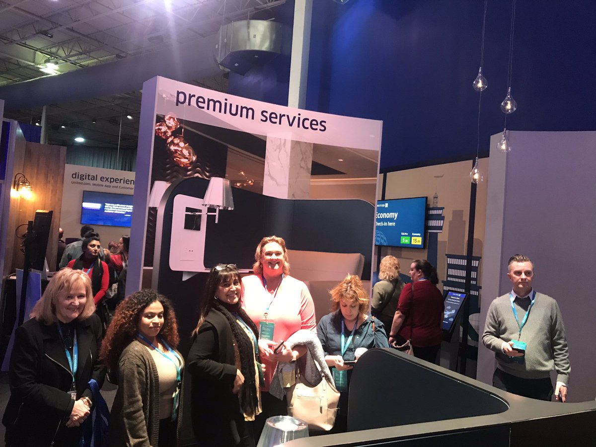 bythebeach05's tweet photo. Backstage #6 Stop by our Premium Services booth today. Lots of new friends✈️ @alexanderdorow @HillWilFly #goodtimes https://t.co/8zUgztImNe