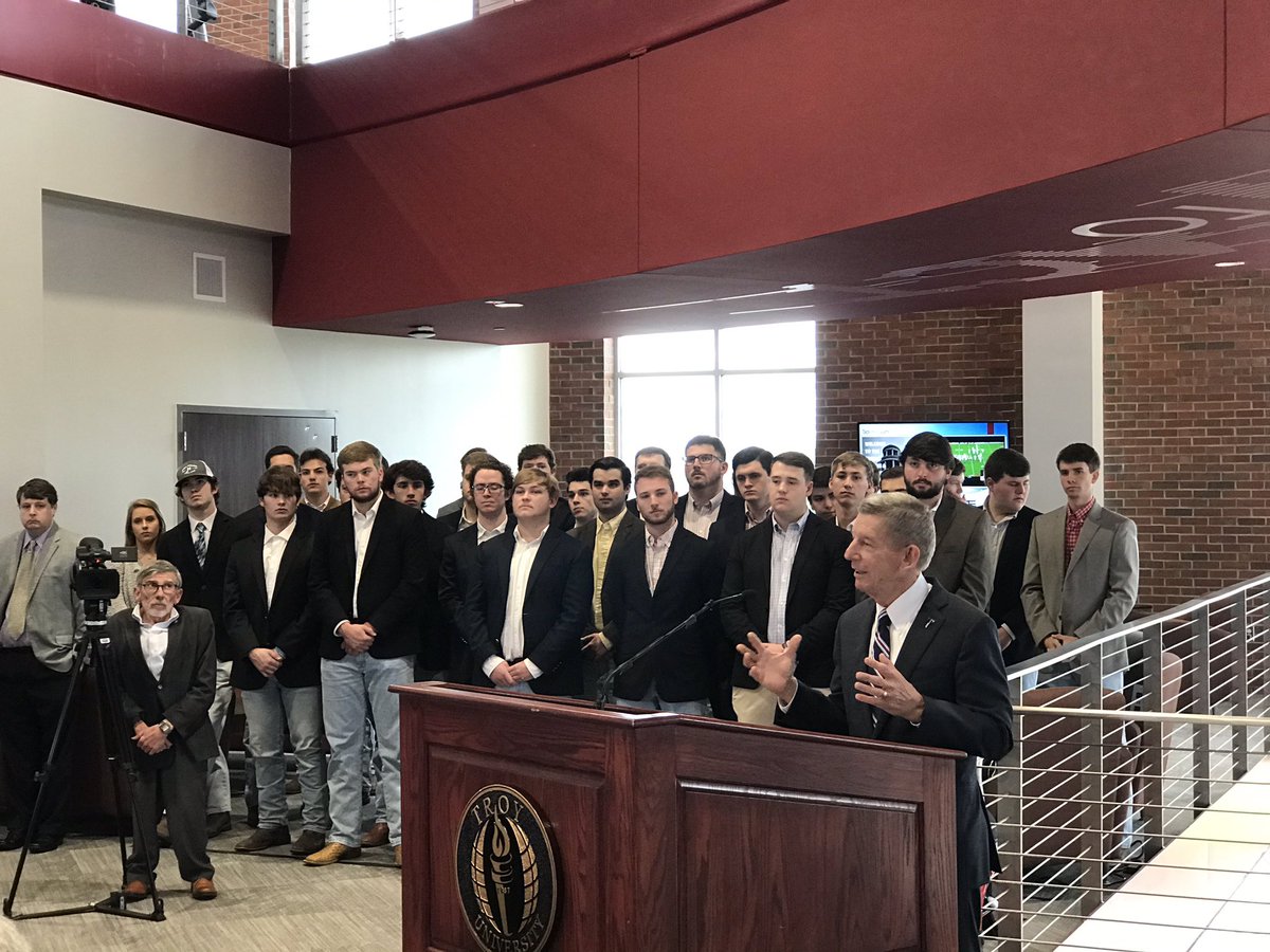 University officials are publicly unveiling the new Fitness and Wellness Center at a ceremony on the facility’s second floor.