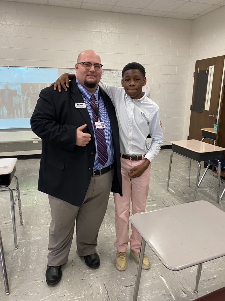 McLeod_Edu's tweet photo. I promised my Career Day students that I spoke to @EXCELAcademyHCS that I would share them on social media to prove you can present yourself in a positive light and people will LIKE it. The student with the most likes/shares will win a prize. #ExpectExceptionalHCS #ExcelisAllin https://t.co/G5NNvh71hd