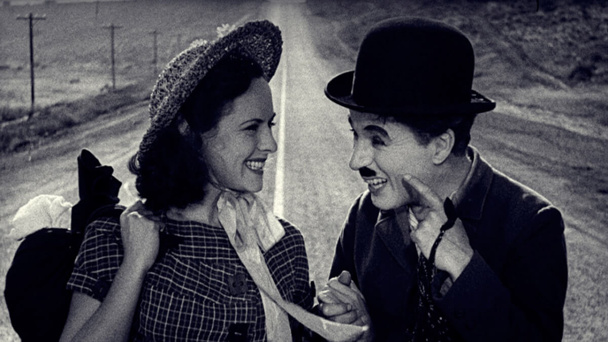 ClassicMovieHub's tweet photo. Smile :) 

Modern Times was released nationally in the US 84 years ago today, on Feb 25, 1936... 

#StandsTheTestOfTime #classicmovies #silentfilms https://t.co/uqkm72n7FI