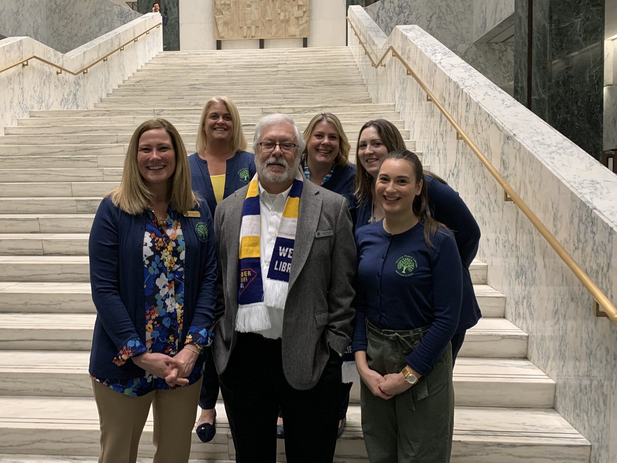OutreachSachPub's tweet image. Libraries from all over NYS have gathered in Albany to speak about Library funding. We Love Libraries.@sachemlibrary @SachemSchools @NYLA_1890 #ny4bl #libraryfunding