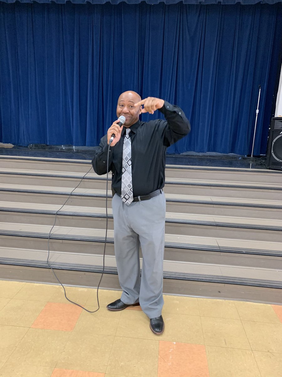 PrincipalSL's tweet photo. Kindergarten line dancing this morning for our students who met the February attendance goal. #achybreakyheart #goals @AttendA2a @attendanceworks @sbrownouesd https://t.co/2xKfQXvXnW