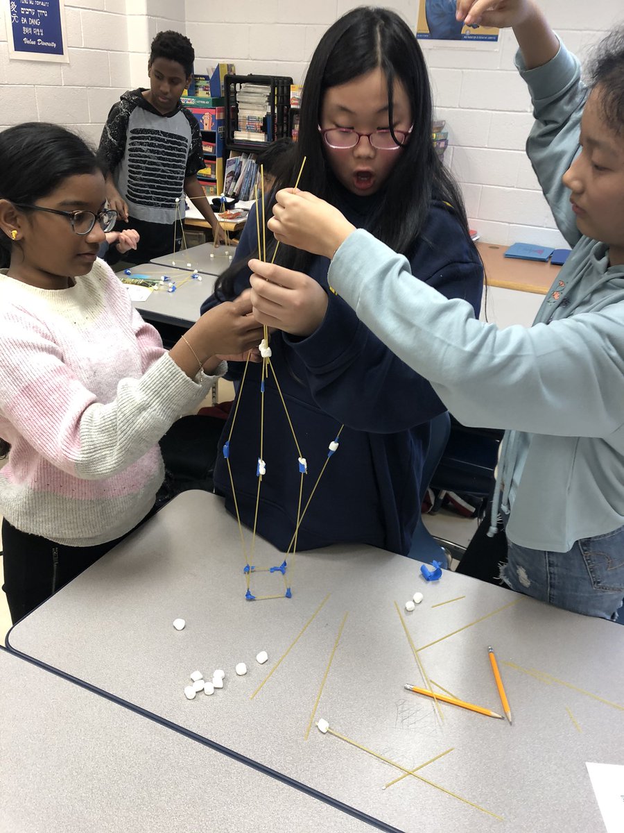 ms_vsez's tweet photo. #teamfccps, @BIEPartnership, @FCEFoundation, @EIPMason What can you make with spaghetti and marshmallows? https://t.co/8k7IebVOXF