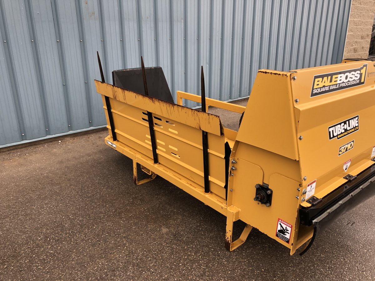Save over $2,000 compared to a new one. Bale Boss large square processor, like new as was only used half a dozen times, 84" wide, standard flow motor, works great! Good for hay and straw. $12,000