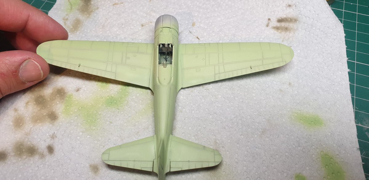 Plastic_Alchem's tweet photo. Hairspray added, pre shading done and overall colour applied.
#scalemodelworld #scalemodelling #plasticalchemist #prototype #scalemodel #plasticmodel #172scale #plasticmodelworld #plasmo #modelcraft #airbrush #modelismo #modelismoestático #miniaturas #miniatures #ww2 https://t.co/ZC9ki6lEcT