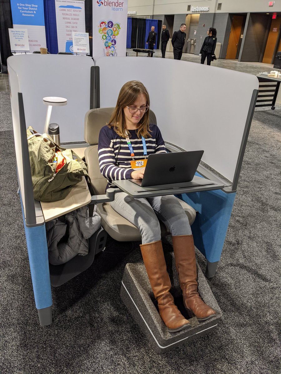 MagistraMarien's tweet photo. If you need me, I'll be in this pod, maybe forever. Thanks @mariagalanis for snapping this pic, @Steelcase for making this, and @Interiors4 for lending the furniture in the idea exchange at #ideacon! https://t.co/EiVxA1I6tn