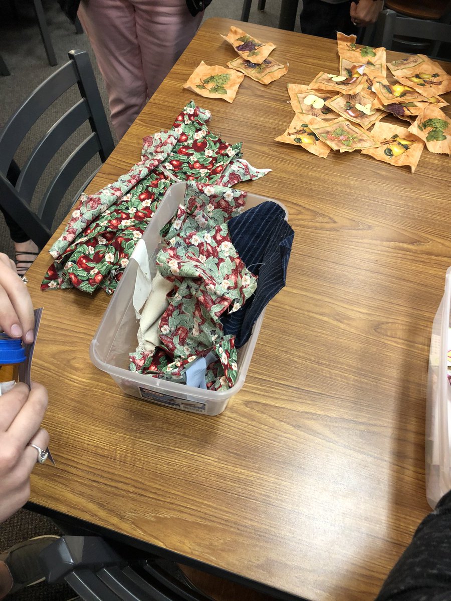 EckhardtBecky's tweet photo. SSC Staff working on developing their personal self care plan. #WeAllNeedThis @SSCcardinalNews @HeartlandCouns https://t.co/wqm7W5snv7