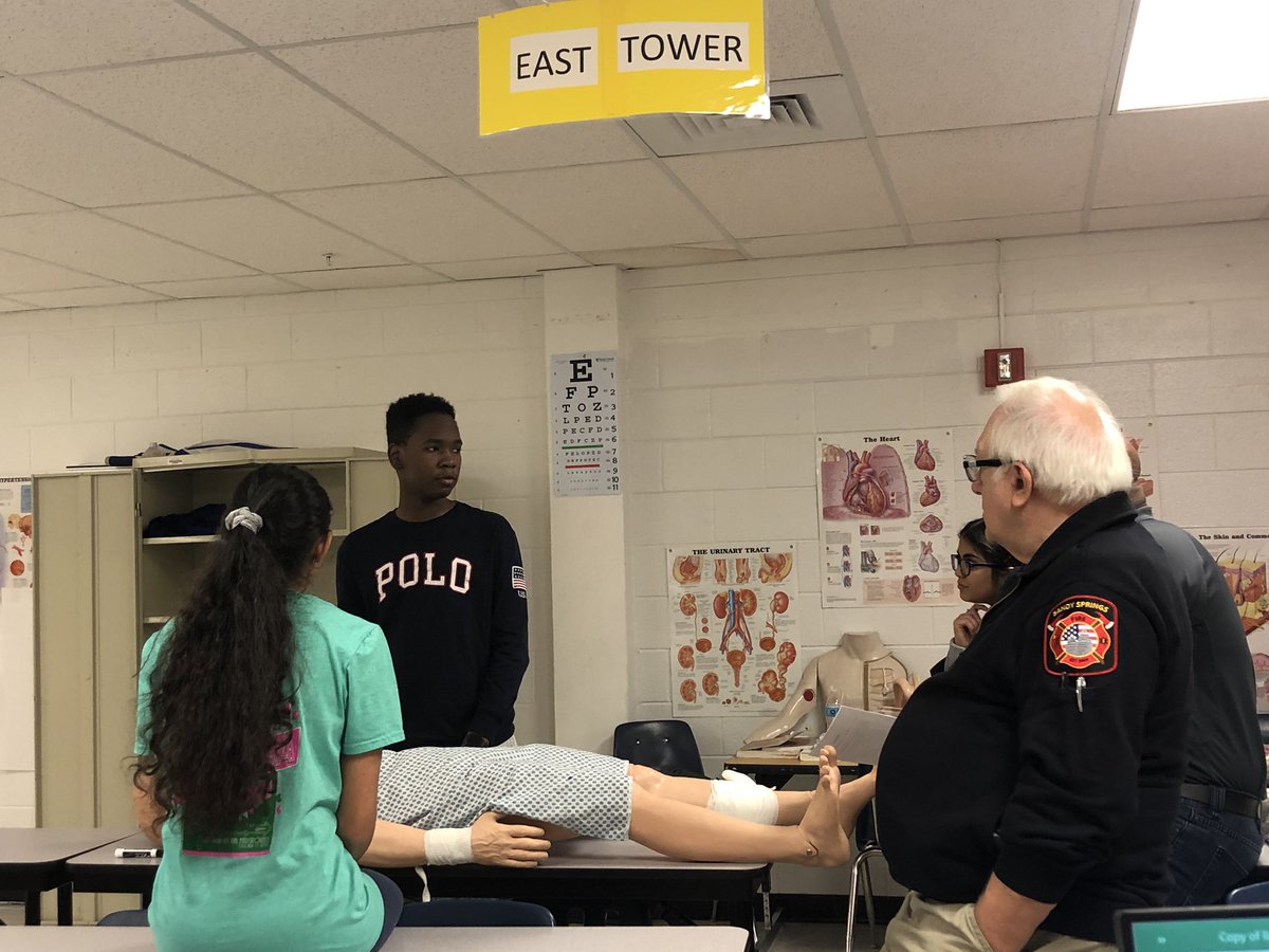 north_science's tweet photo. A big THANK YOU to Sandy Springs Fire and Rescue for providing training our HOSA CERT TEAMS.  We are SLC READY!! Mr. McClendon and Mr. Bashista Rock! @SpartanNationNS @FultonCoSchools @SSpringsPatch @NorthSpringsCTE @InTheNSprings @GeorgiaHOSA https://t.co/cSqWJrq8Cv