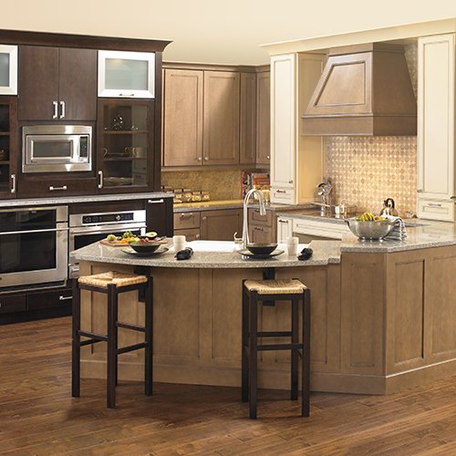 showroomatrube's tweet photo. How to paint your kitchen cabinets in 7 steps- https://t.co/TdIrSRA7g5 #DIY #paintkitchen https://t.co/3Rvj4pCDnZ