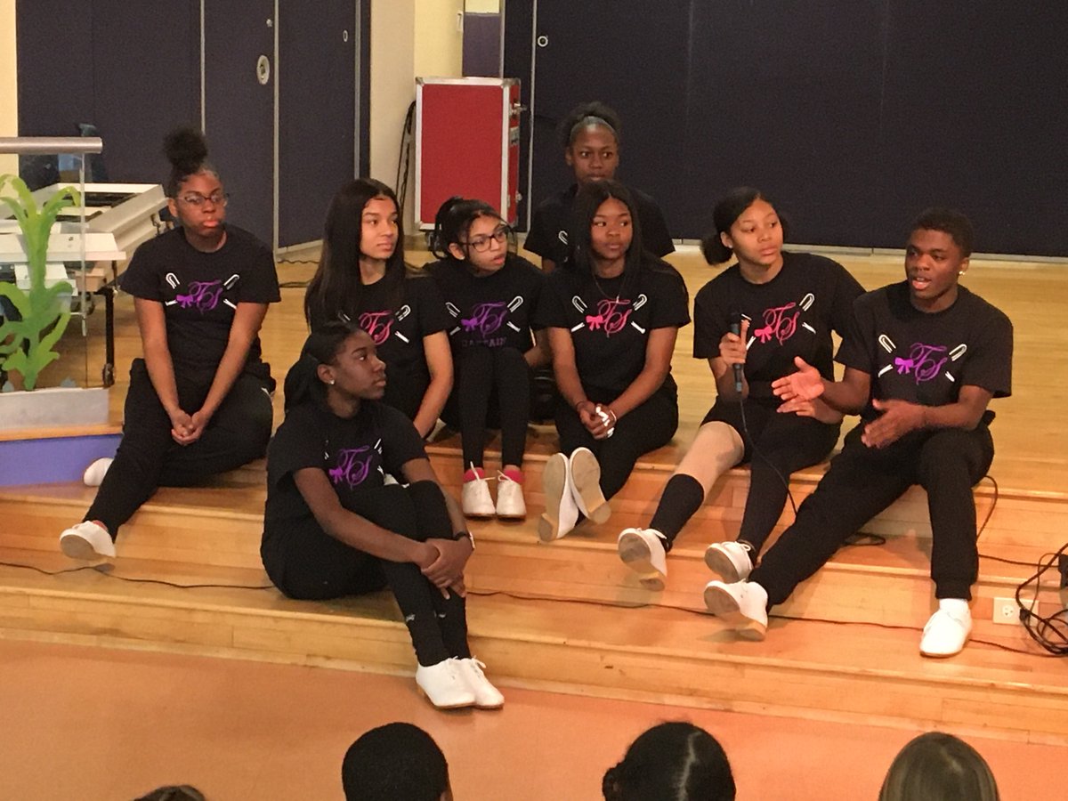 MMS_CSDA's tweet image. Wonderful performance by the members of the Tone Setters.  The troop made up of AHS and Purple Tech students shared their Step dance skills and answered many great questions from inspired MMS students.