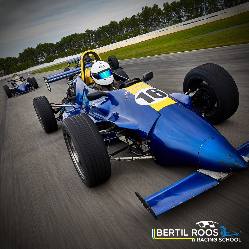 Roos_School's tweet photo. What are you driving today? 🏁 🏎
#BRRS #FormulaCars #OpenWheelRacing #RacingSchool #SCCA https://t.co/MUlOngtdbz