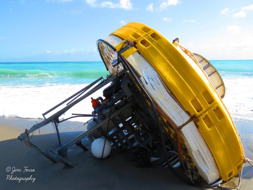jim_ferrophotos's tweet photo. A Desalination Buoy washed up on Hobe Sound Refuge Beach
#hobesound #palmbeachcounty #jupitermagazine #canonsx60hs #canon #floridacreations #lovefl #sharealittlesunshine #floridalife #visitfl #discovermartin #treasurecoast #familyvacationcritic #florida_greatshots https://t.co/X2KQlzyb52