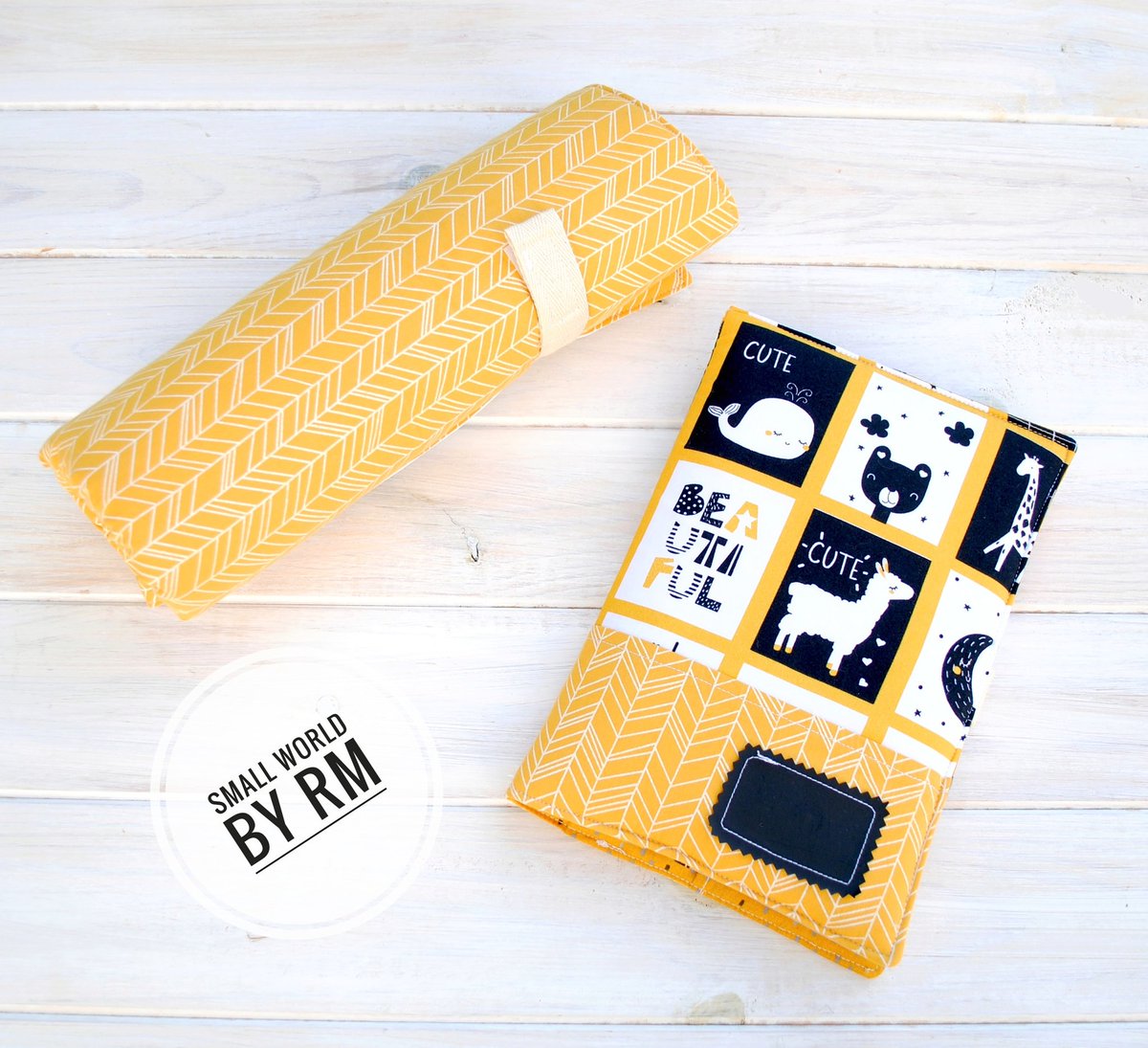 smallworldby's tweet image. #fundacartillasanitaria #fundacartilla #futuramama #portadocumentosbebe #mynameismama #mamablogger #bebemoderno #bebemoderna #portadocs#portadocumentos#fundacartilla#cartillasanitaria#cartillavacunas#pediatria#siempreutil#todoamano#musthave#instabebe#maternity#handmadebarcelona