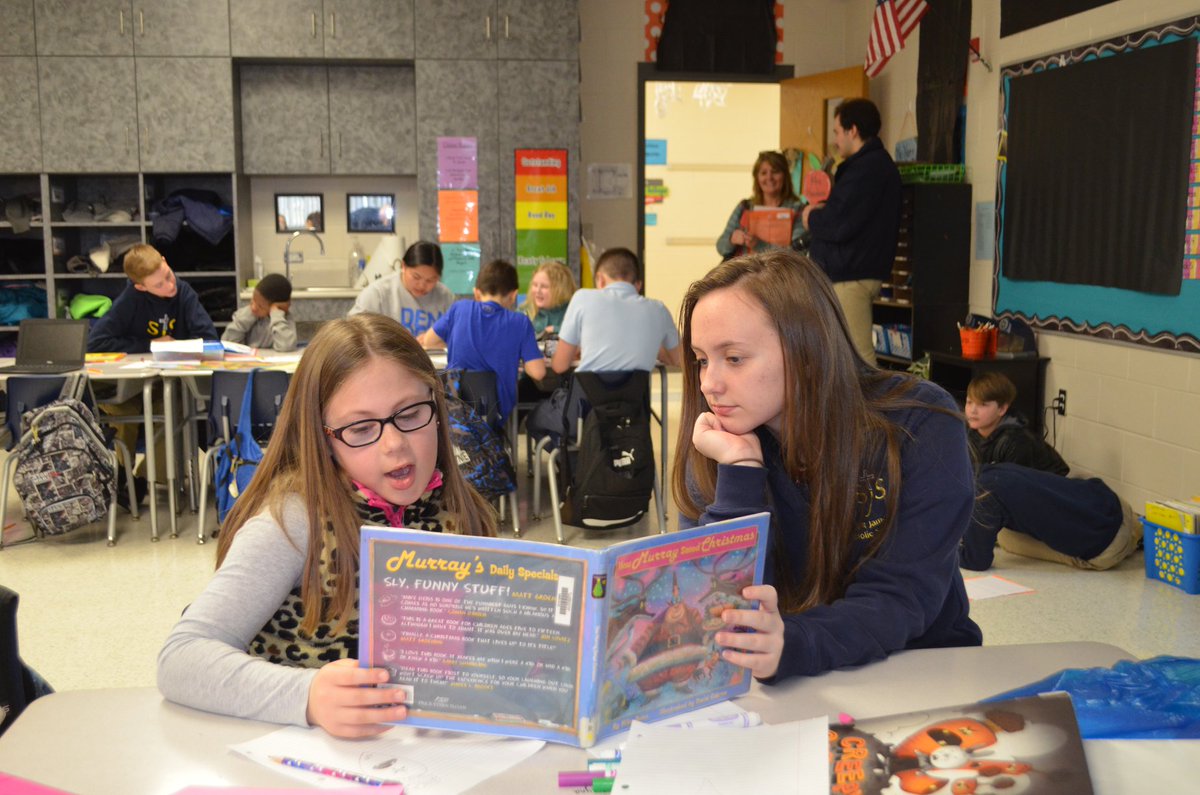 HardinCoSchools's tweet photo. We appreciate our middle school friends from St. James Catholic School who visited &amp; read with students at @GCBurkhead &amp; @HeartlandES today! Community partnerships are amazing! #HCSStrongerTogether https://t.co/xMLyWZXirG