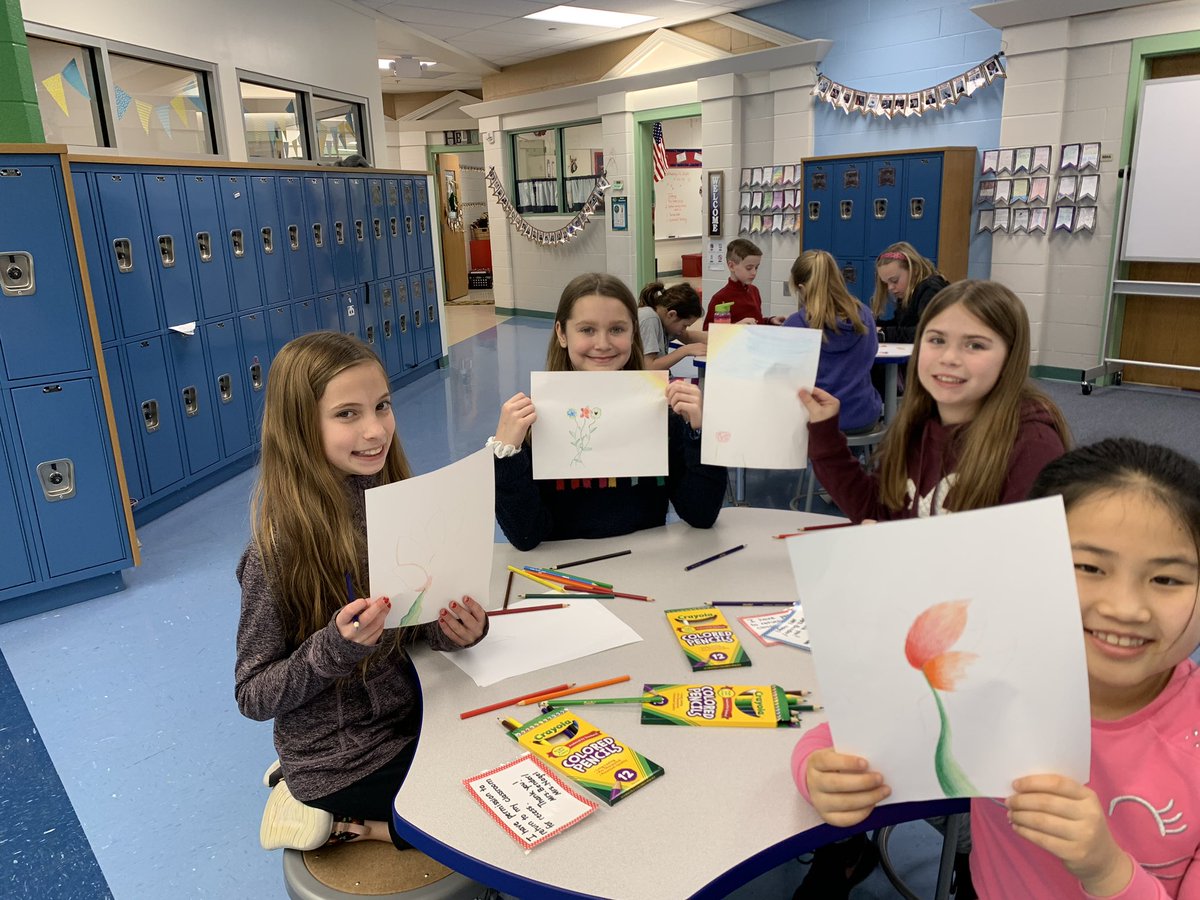 heathernagelmcs's tweet image. Drawing Club Lunch Bunch allowed these students to explore an interest and meet students in our Learning Community!  Looking forward to our March groups! #kindnessstartswithme