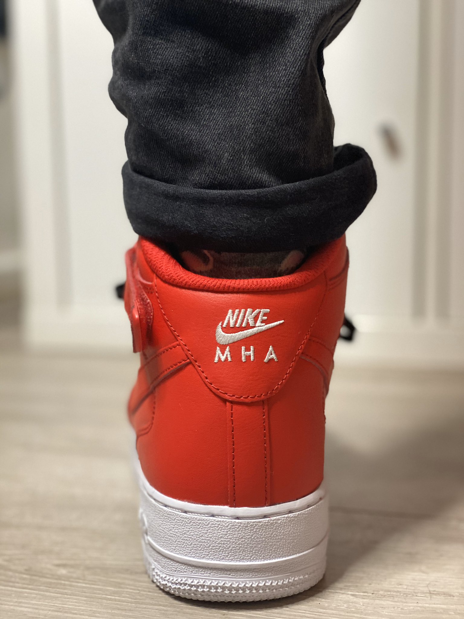 izuku midoriya shoes nike