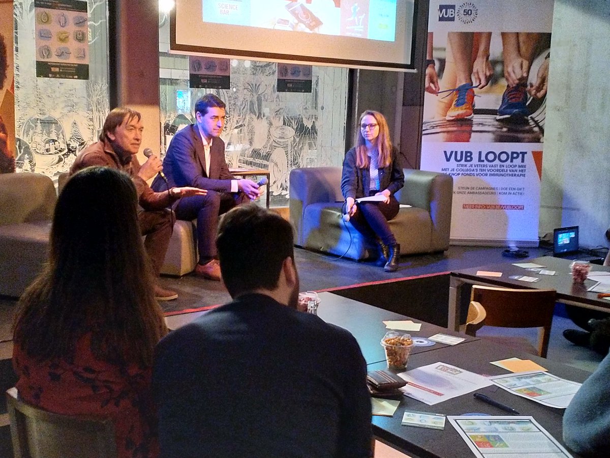 DesireeDePoot's tweet photo. #sciencebar over diabetes... Over 'oog voor diabetes' met #VITO, @VITOBelgium https://t.co/AJlzSOebup