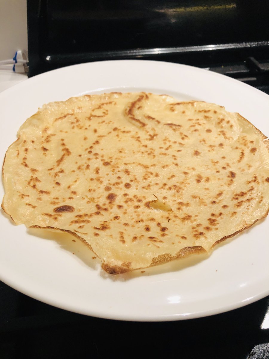 carolvorders's tweet photo. First one out of the pan not looking bad....❤️👌.... #PancakeDay https://t.co/3ujLUEUCAw