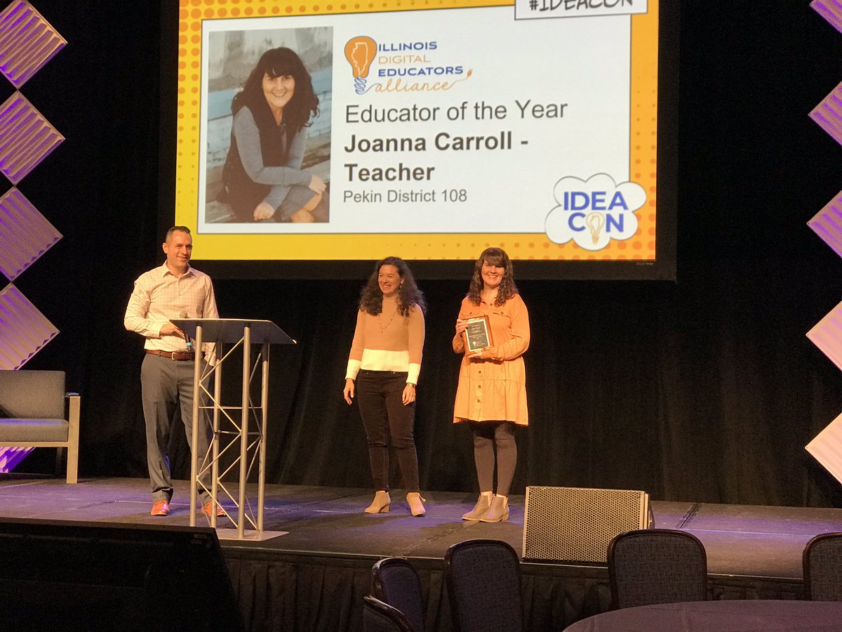 MrsKrolicki's tweet photo. Congratulations to my friend and mentor, @joannacarroll96 on her much-deserved Educator of the Year award. #IDEAcon https://t.co/nTukl47KUe
