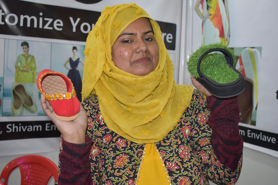 Woman entreprenseur from Patna, Shazia Qaisermakes custom footwear: “I use materials like leather, fabric, foam and rubber. Party sandals are made using ‘resham’ and ‘zari’ embroidery, stones, crystals and pearls," 

#WomenInLabour #WorkingWomen #WomensDay