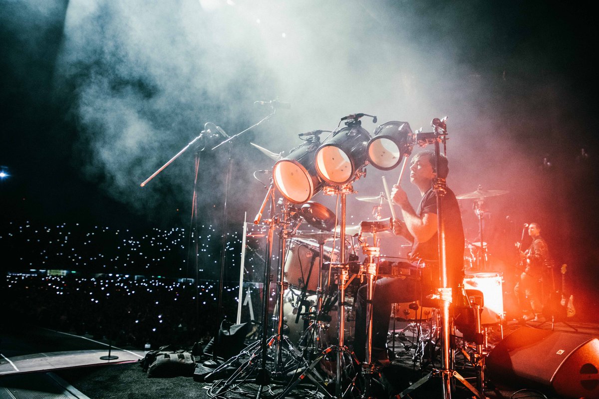 Maroon 5 tweet media