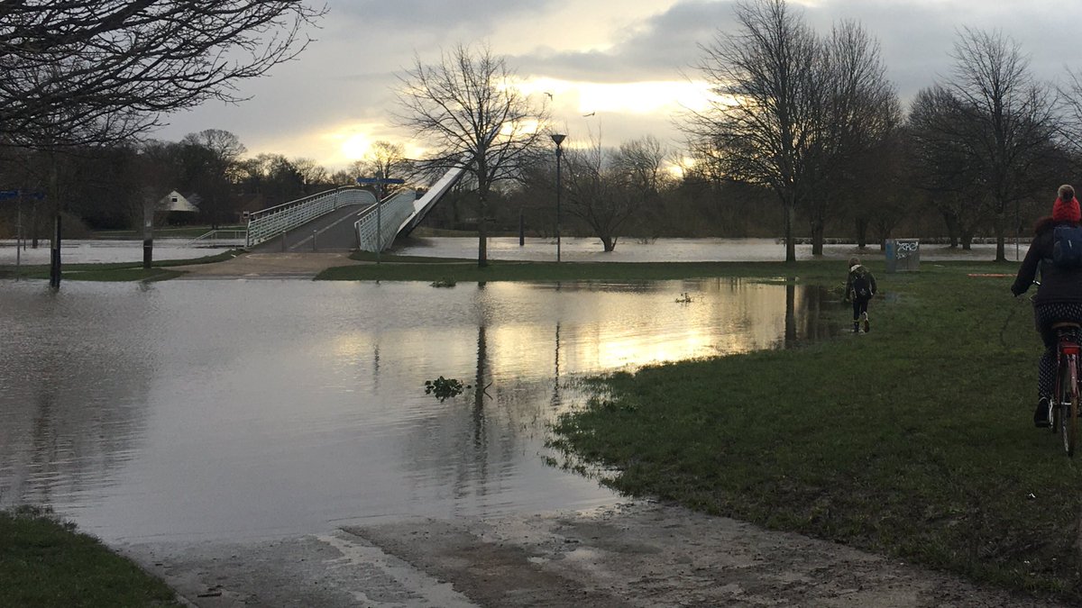 River Ouse still rising - it’s likely that Millennium Bridge will be inaccessible tomorrow morning, look out for alternative routes!