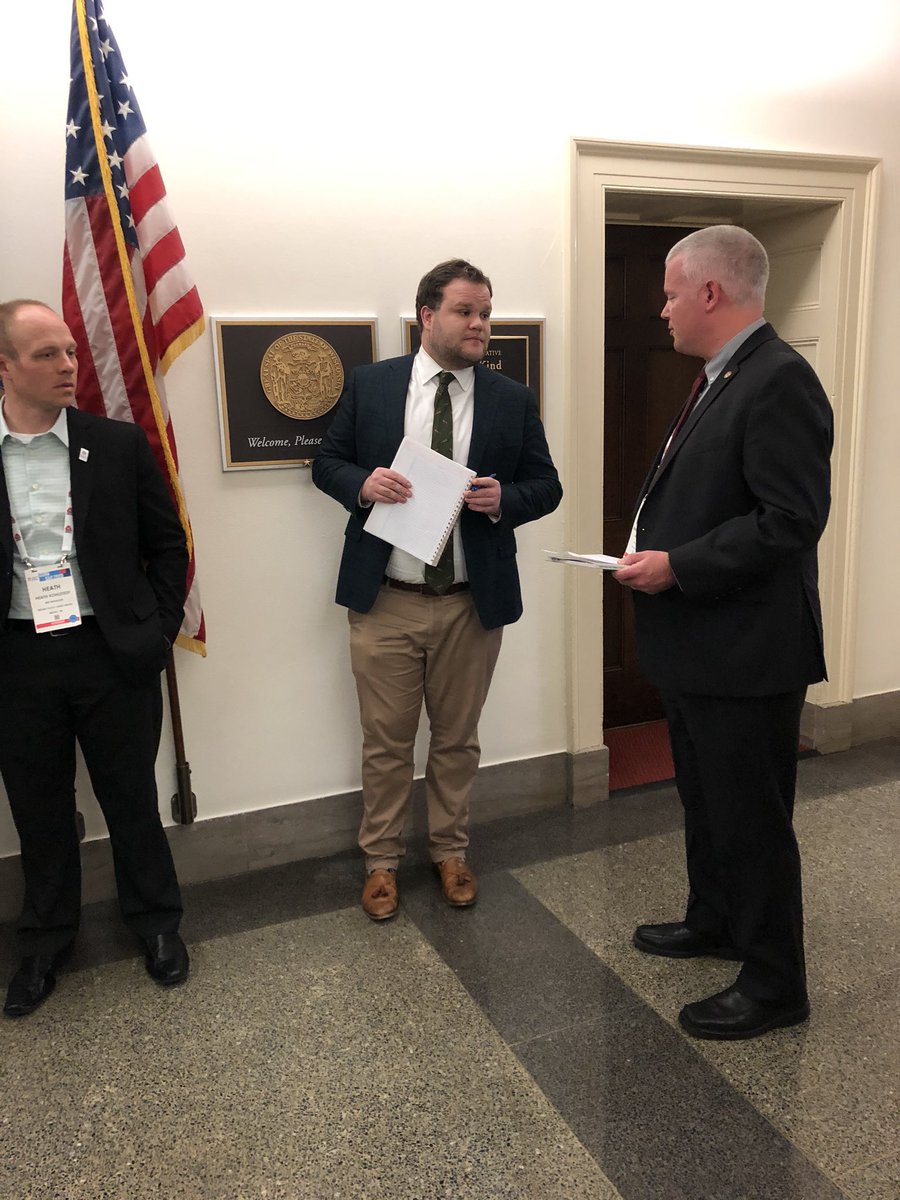 JenMcCU's tweet image. Great to talk about the #CUDifference with Ethan from @RepRonKind office! #CUNAGAC @WICULeague @Royal_CU @CEORoyal_CU @JanJohn57121989 @afarnham_CU