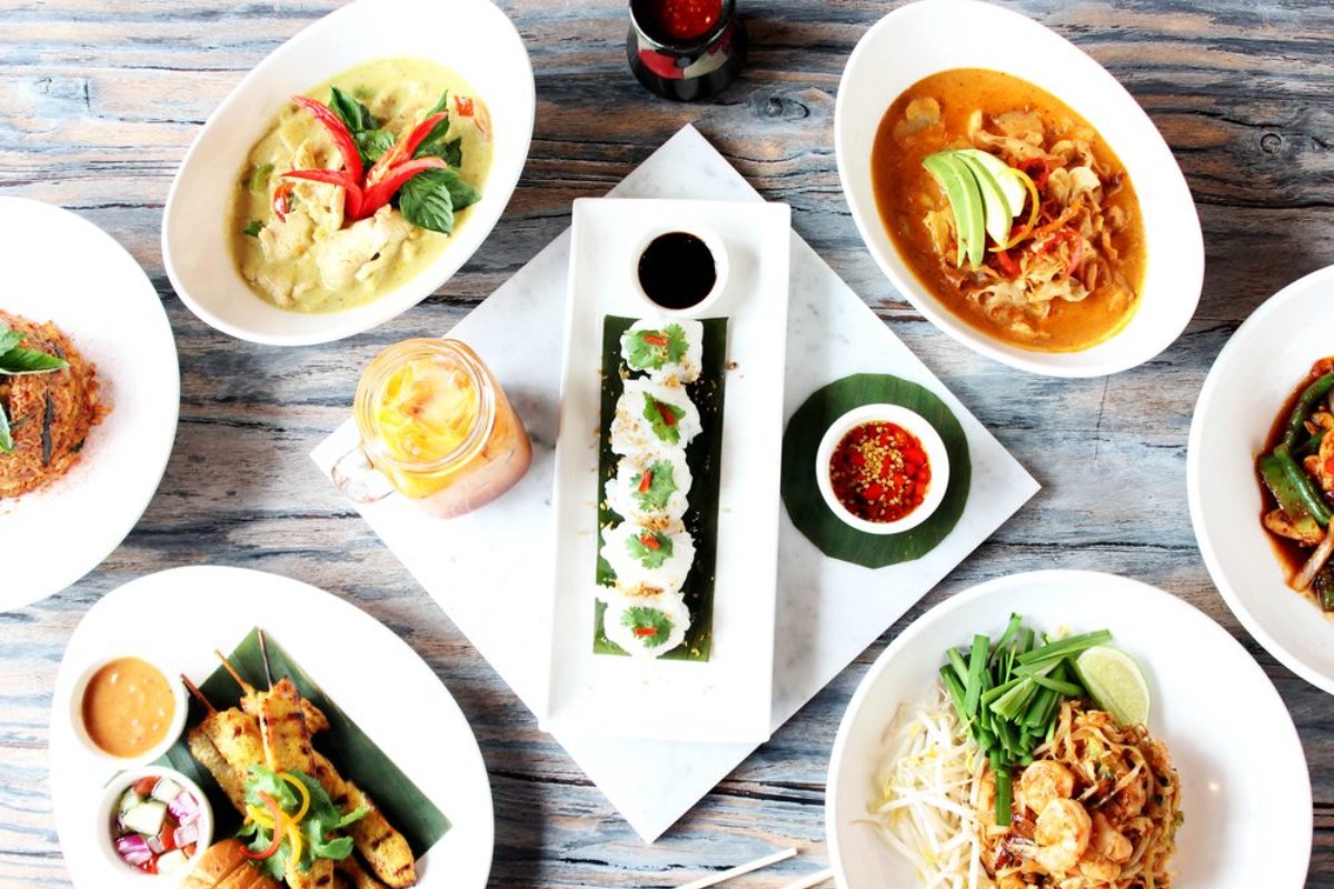 UpThaiNY's tweet photo. If you’re hungry and you know it, tag a friend. https://t.co/tksQOw1eUg