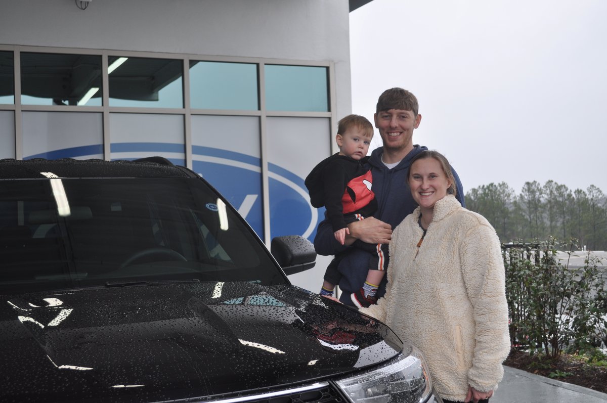GeorgiaFord's tweet photo. Congratulations to the Strickland family on their new #FordExplorer2020 and welcome to our #MOGFordFamily 💞 Thank you to sales rep Sean!
#MOGF #MallofGAFord #BufordGA #gwinnettcounty #CustomerService #customerexperience #customerengagement #EmployeeAppreciation #5stars https://t.co/I9w4LOU4Qy