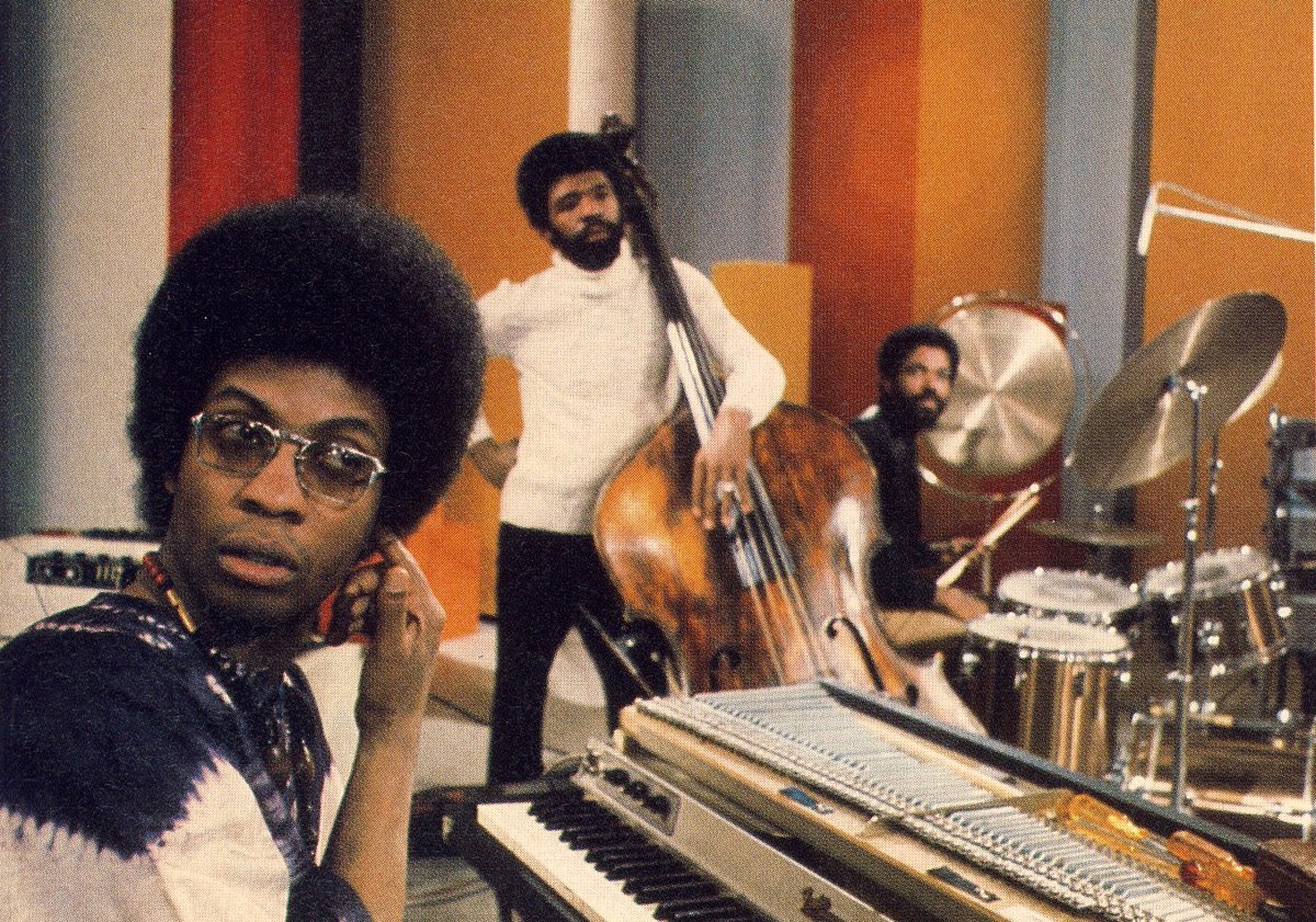 aquarium drunkard tweet media