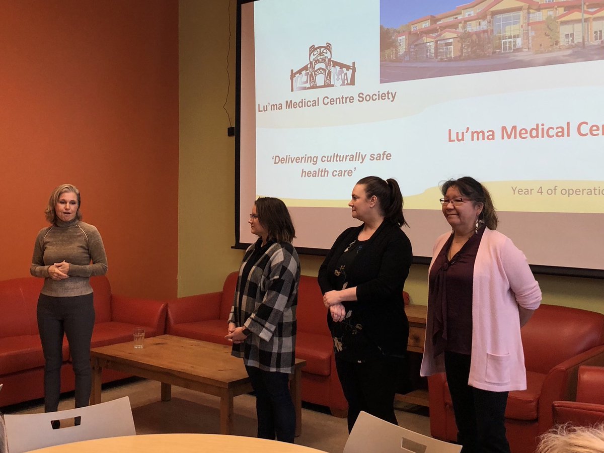 A “two eyes seeing” model, offering western medicine complemented by traditional medicine, to support the whole person. ⁦<a href="/fnha/">FNHA</a>⁩ <a href="/bcpsqc/">BC Patient Safety & Quality Council</a> #QF2020 #teambasedcare