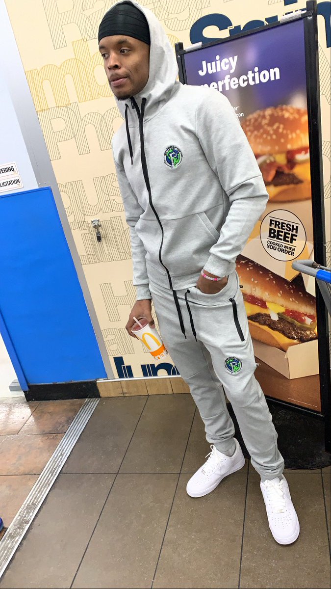 CollectionPiff's tweet photo. Piff🌍 https://t.co/mVnvVUmIii