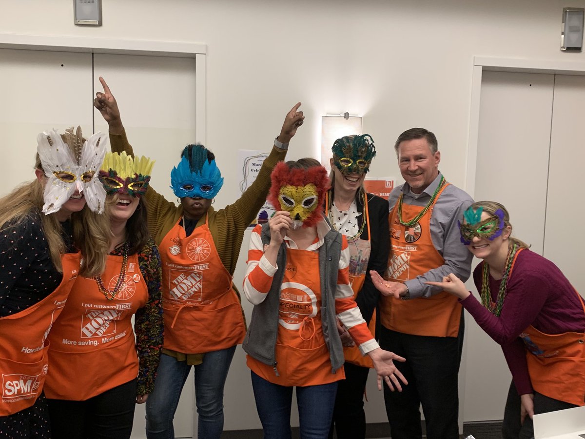 Kendra Byrd (@kendrabyrd24) on Twitter photo Celebrating the Homer Fund and Donating!! <a href="/StaceyTank/">Stacey Moreau Tank</a> <a href="/TeresiJay/">Jay Teresi</a> <a href="/TomVirgili/">Tom Virgili</a> <a href="/HomerFund/">The Homer Fund</a> #OrangeAtHeart 🧡 Celebrating the Homer Fund and Donating!! <a href="/StaceyTank/">Stacey Moreau Tank</a> <a href="/TeresiJay/">Jay Teresi</a> <a href="/TomVirgili/">Tom Virgili</a> <a href="/HomerFund/">The Homer Fund</a> #OrangeAtHeart 🧡