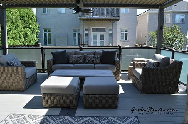 DecksPergolasCo's tweet photo. Suzan asked for #shade and #privacy in her suburban #dream_deck 
Make us your #deckbuilders https://t.co/FFFpD38ruD https://t.co/h2QuVONHIy
