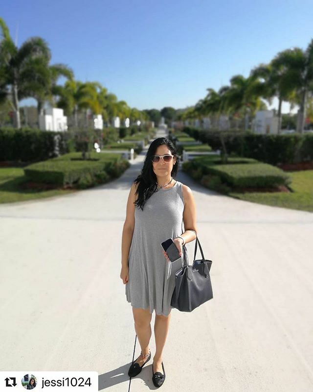 ellaemblog's tweet photo. Ease your mind , look for answers and relax #Repost @jessi1024 with @make_repost
・・・
Moments of silence to ease the mind ,privilege that not a lot of us know how to comprehend 🌟  #jessicalibreros  #ellaem #peaceful  #easemind  #newyorkerinmiami  #mia… https://t.co/k3eB9JmBmo https://t.co/DA3wdZ2C60