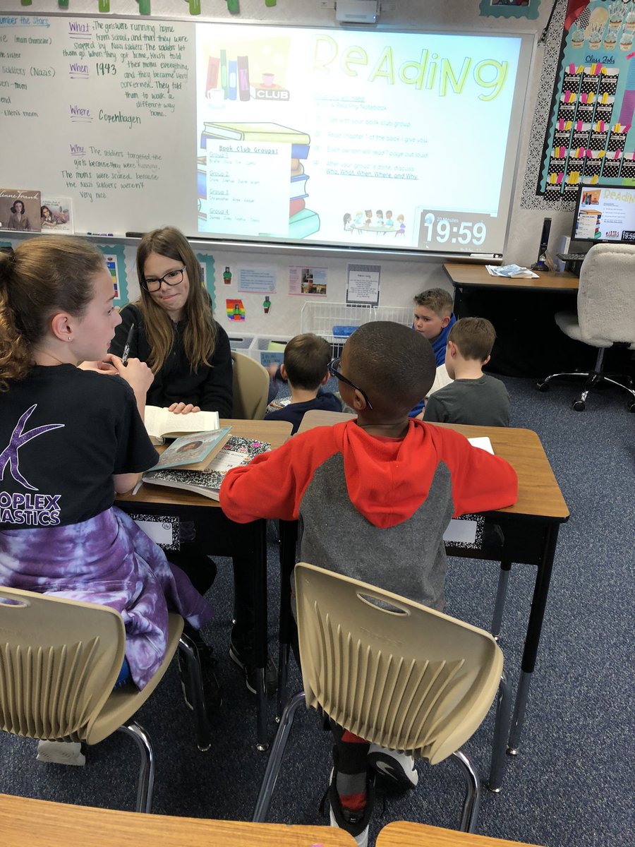 CBond04's tweet photo. Book club in block 2! 📚 @StoryFalcons https://t.co/WEt3rdhNJf