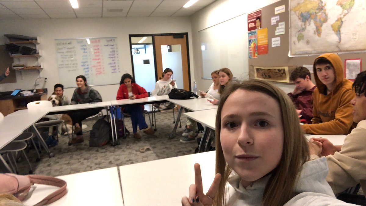 oliviaquinn29's tweet photo. In history rn #AmStuds #learning https://t.co/4JVztDnj3E