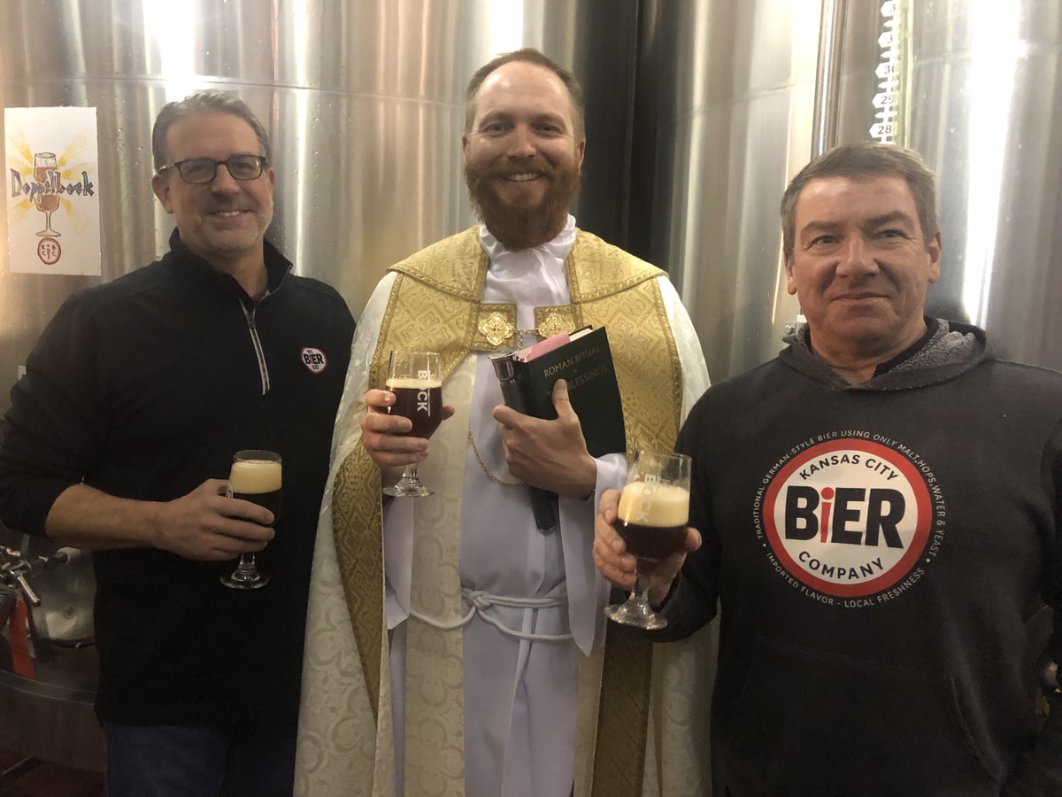 theleavenkc's tweet photo. On Feb. 21, Father Nick Blaha visited @KCBierCo's cellar and packaging hall for the annual "Blessing of Ale," during which he blessed an entire tank of the Doppelbock prior to it being kegged for serving during Lent. @upyetnotnorth #Brewery #Lent #BeerFast https://t.co/LJ6T7Q9YPR