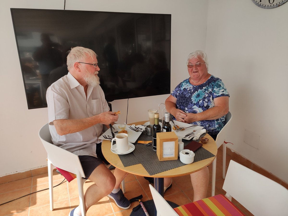 DavidTNF0's tweet photo. #PancakeDay in #SunsetViewClub has been a success, with our members and guests enjoying #PancakeTuesday #DPerfectService #JPSunsetViewClub #StayVacationed @Rtccsvc_luisa @Lola_RCO @Hamidreception @Lidia_SVC @juanmaintenance https://t.co/ensUi4KvCK