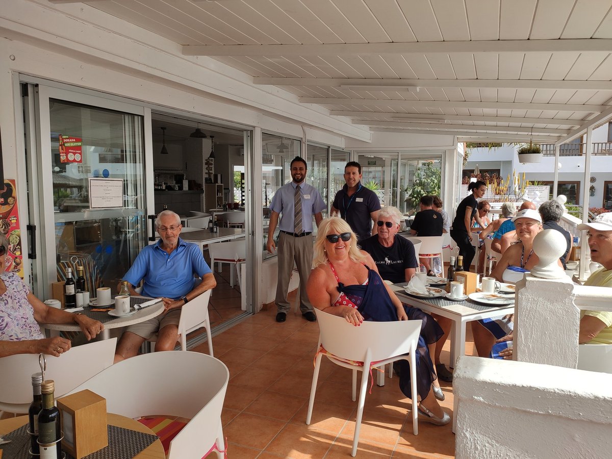 DavidTNF0's tweet photo. #PancakeDay in #SunsetViewClub has been a success, with our members and guests enjoying #PancakeTuesday #DPerfectService #JPSunsetViewClub #StayVacationed @Rtccsvc_luisa @Lola_RCO @Hamidreception @Lidia_SVC @juanmaintenance https://t.co/ensUi4KvCK