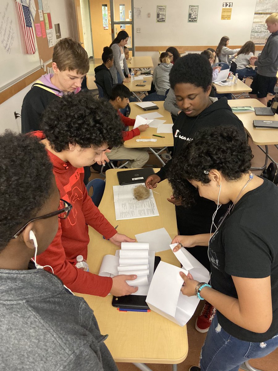 PrincipalSeward's tweet photo. Mrs. Haywood assists students with the design phase of the classic dropping an egg into their “safe car device” project. I am looking forward to seeing which group wins! #EVLearning @CCPSEVHS @PrincipalAddo @ssummerscales @shannonmahiai @CCPSInstruction https://t.co/Mz7senrchM