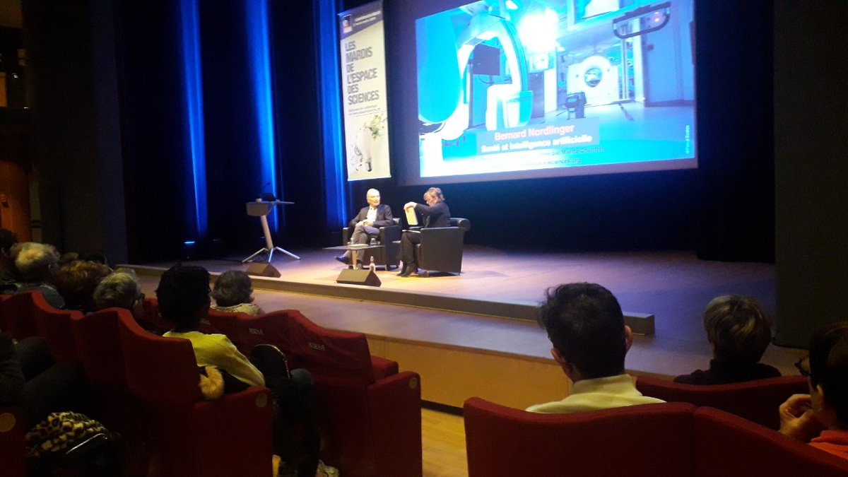 InsermGrdOuest's tweet photo. Bernard Nordlinger débute sa conférence aux Champs Libres à  #Rennes @Espace_sciences @inserm dans le cadre de la #LiverWeek - environ 350 personnes !! #mardidessciences #NuMeCan https://t.co/S68kLmgB8I