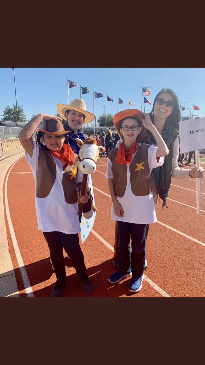 HeatherNolan631's tweet image. Super proud of my two students who competed at Special Olympics today! #lifeinALE @NISDBOONE