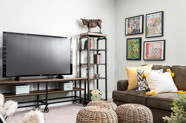 theFXcreative's tweet photo. Color is such a great way to brighten up a basement! 🏠 @hamlethomesutah 📸 @stephanie.baughman12 , @fxhometours 
#utahbasementfinishing #basementliving #basementlivingroom #utahhomebuilder #utahhomesforsale #utahrealtor #saltlakerealestate #utahdesigner https://t.co/zAidK06F1I https://t.co/ttcJuu3lm9