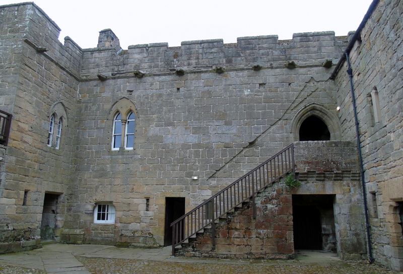 AdrianWaite's tweet photo. I have a photo gallery for #Aydon #Castle in #Northumberland on my website at https://t.co/QpIazd9CGX A C13 manor house turned into a castle in the C14 it is owned &amp; managed by @EnglishHeritage #medieval #History @VisitNland @NorthumberlandT @2northumberland @N_landCouncil https://t.co/nLfeftbWP2