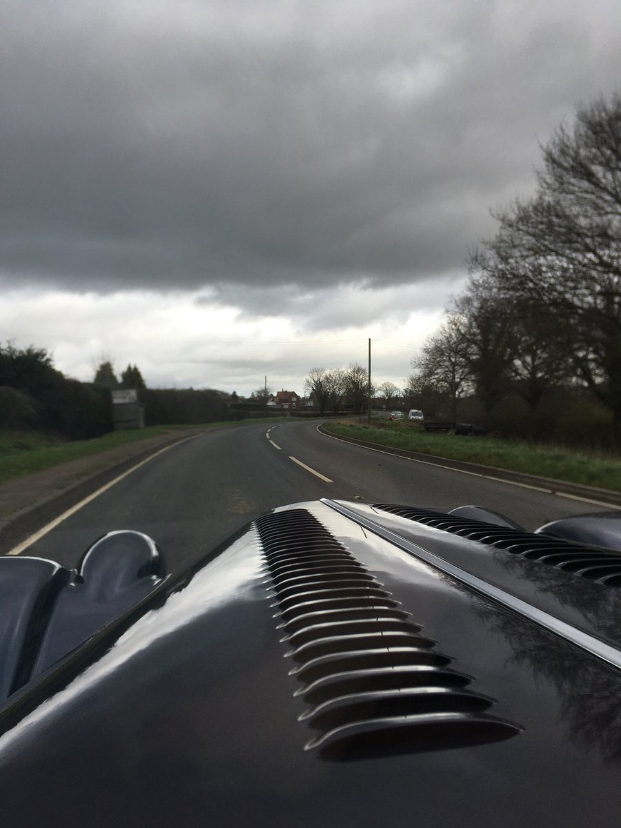Made it back home...just in time 💦 #morganadventure #roofdown #morganmotorcompany