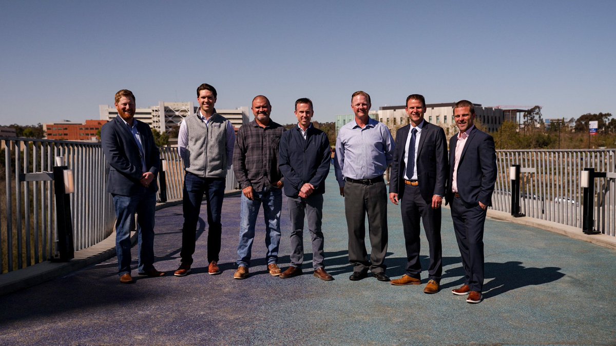 tommyklecker's tweet photo. Nuevo West ribbon cutting ceremony at @UCSanDiego. When Nuevo East is finished in April, One Mesa will be complete &amp; transformative @HenselPhelps | #UCSD #OneMesa #socalhenselphelps https://t.co/hLKanYkqDu