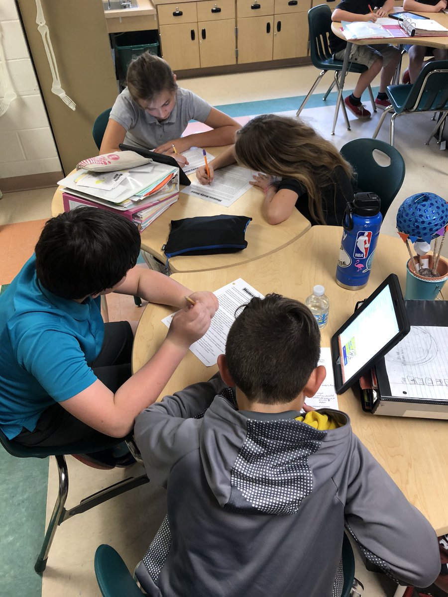 CampeseMadison's tweet photo. We learned about the main organs and their functions today by conducting a human body hunt! (via https://t.co/PrhEJ8ZIVw) #SP20Interns #IRES https://t.co/LMhcz7YTOb